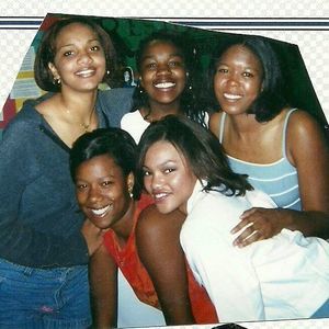 Meet your Posher, Nakia