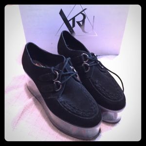 YRU qloud kreep black creepers platforms size 8