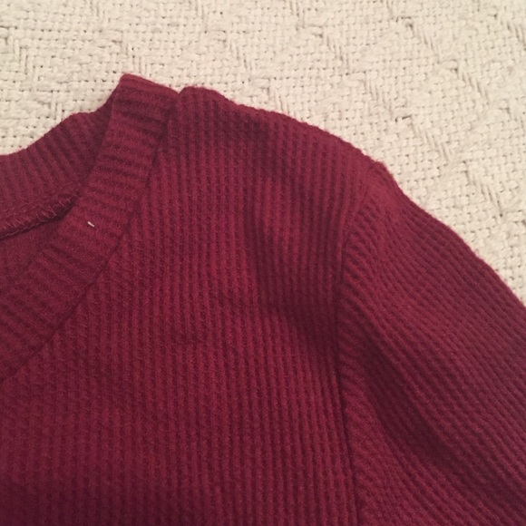 Crop top longsleeve Maroon sweater size 2 - Picture 2 of 2