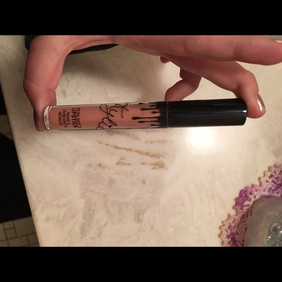 Metal matte lipstick