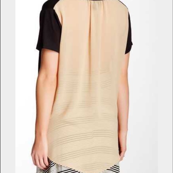 NWOT Bobeau Twist Front Chiffon Back Tee - Picture 2 of 4