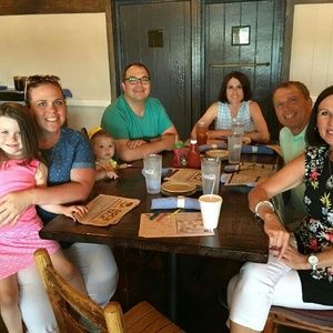 Meet your Posher, Kari