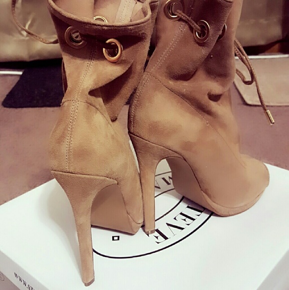 Steve Madden "CAVALIER" size 6 - Picture 2 of 3