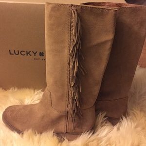 Lucky suede boots
