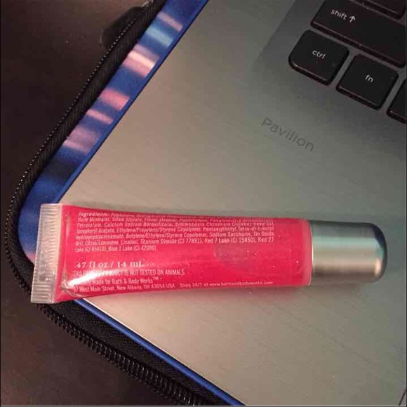 ❌SOLD❌Lip Gloss - Picture 2 of 2