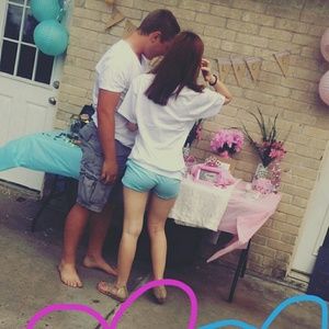 Meet your Posher, Avery