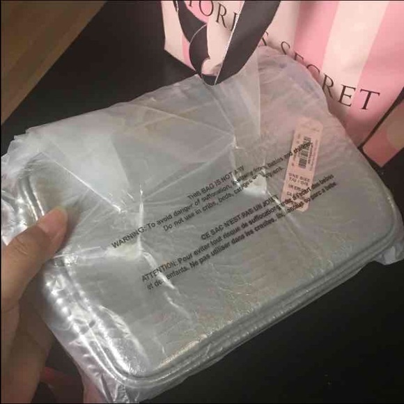Victoria's Secret silver crossbody purse - Picture 3 of 4