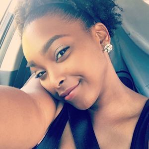 Meet your Posher, Akilah