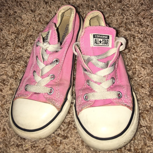 Toddler size 10 converse