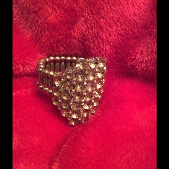 Ring - Picture 4 of 4