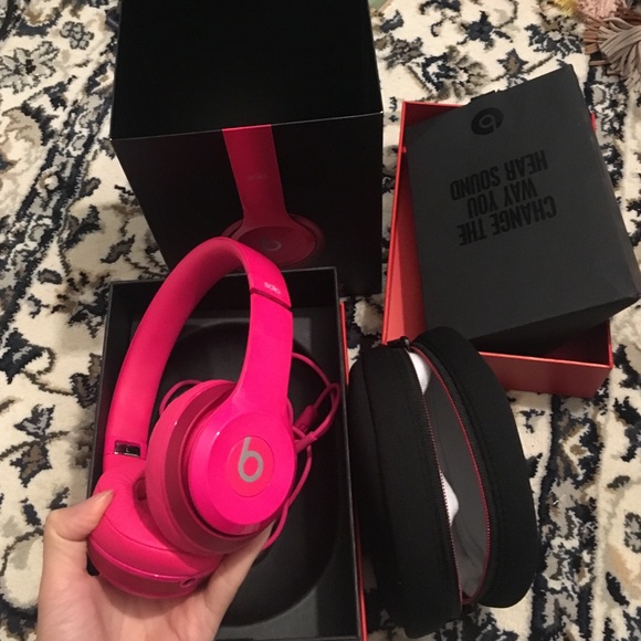 Beatssolo2 earphone