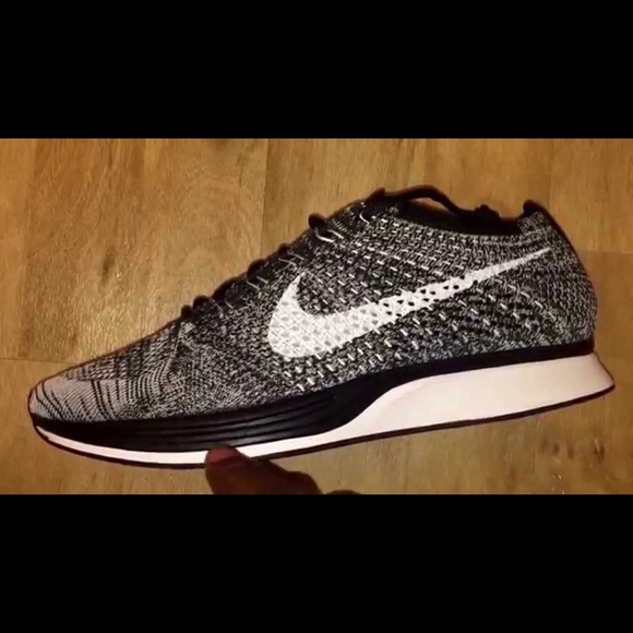 ISO: Nike Flyknit Racer 2.0 in color "oreo" - Picture 3 of 3
