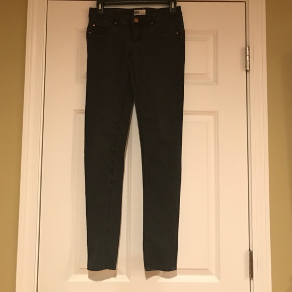 Black garage stretch skinny jeans