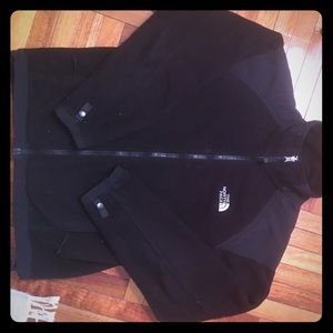 Womens North Face fleece jacket