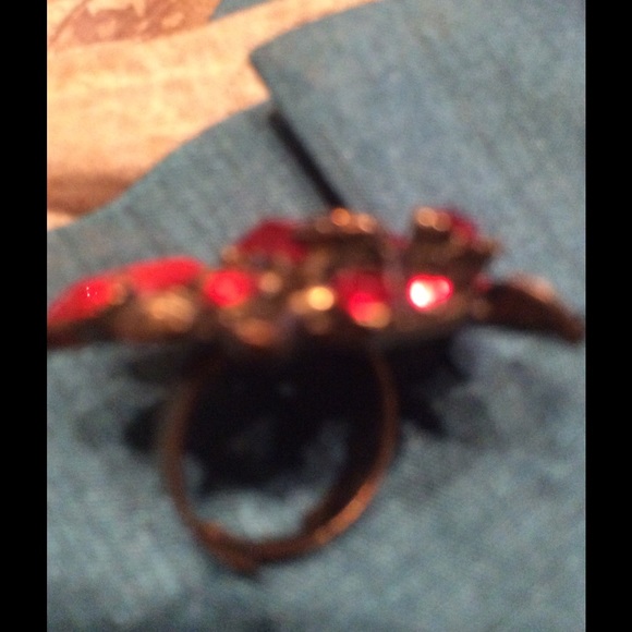 Ring - Picture 4 of 4