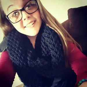 Meet your Posher, Kelley