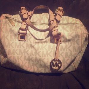 Michael Kors purse
