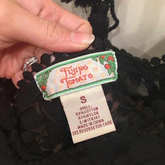 Black lace blouse - Picture 3 of 4