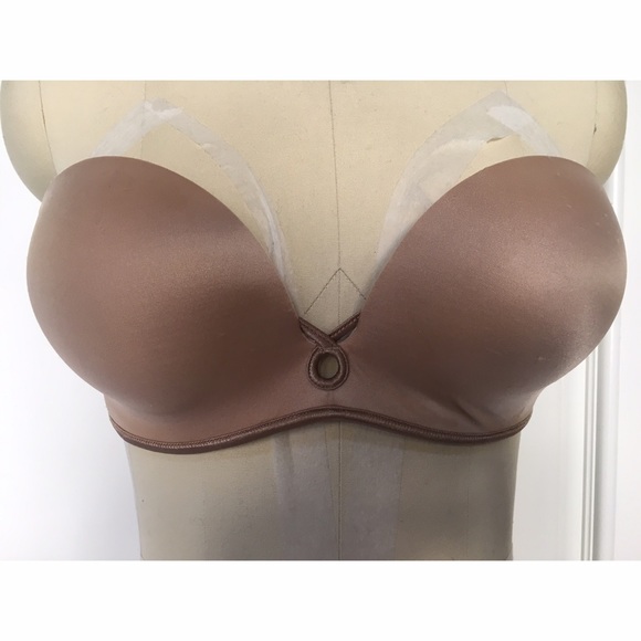 Victoria's Secret Very Sexy Nude Convertible Bra - Picture 1 of 4