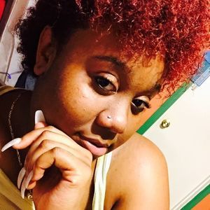 Meet your Posher, Donisha