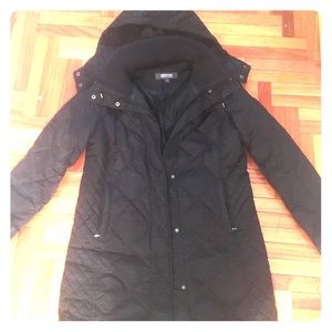 Women's warm puffer with removable hood