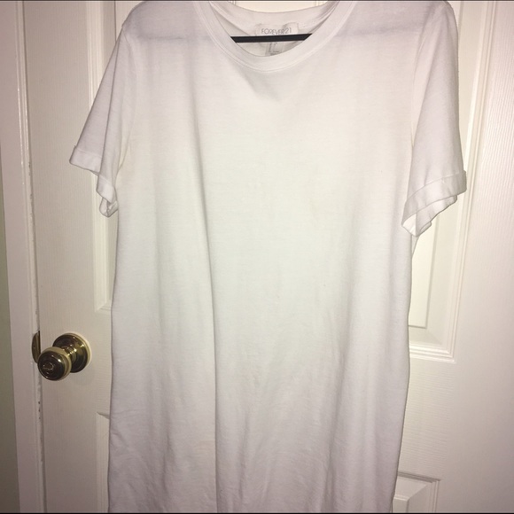 White t shirt dress - Picture 2 of 3