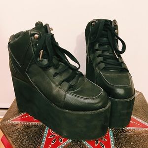 YRU Black Platform Sneakers