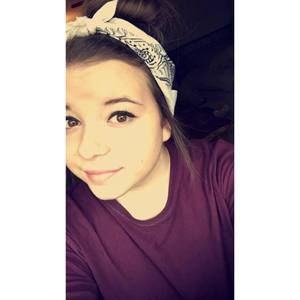 Meet your Posher, Olivia