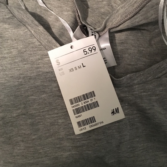 2 Basic T's from Divided by H&M - Picture 3 of 4