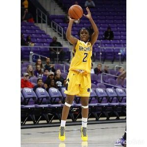 Meet your Posher, Brianna