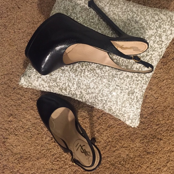 YSL Paris 36 1/2 pumps