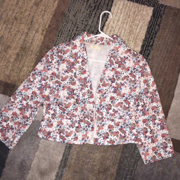 🌸 Floral Blazer 🌸