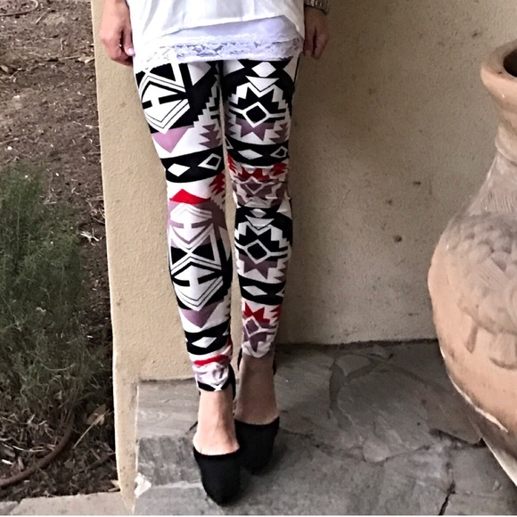 🆕 Aztec leggings - Picture 4 of 4