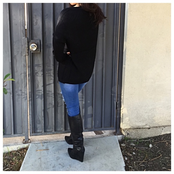 🆕 Lace up tie sweater ONE HOUR SALE LAST ONE - Picture 4 of 4