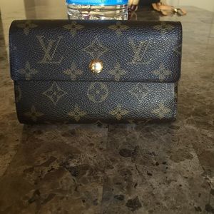 Louis Vuitton Alexandra Wallet