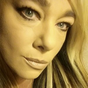 Meet your Posher, Brandi