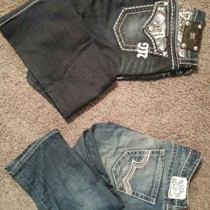 Buckle jeans