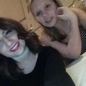 Meet your Posher, Julia