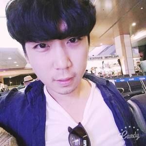 Meet your Posher, Hyukjoo