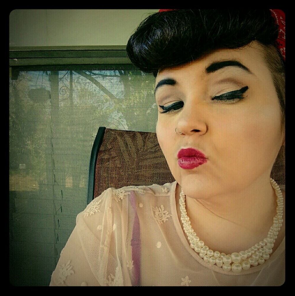 Meet your Posher, Zandra