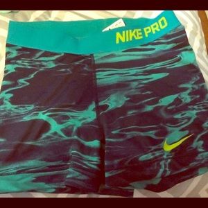 Nike Pro Spandex Sz Medium