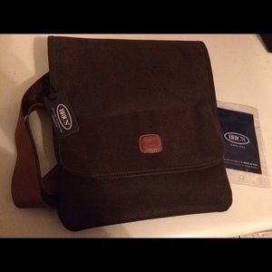 NWT Bric's Messenger Bag