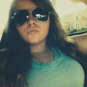 Meet your Posher, Sasha