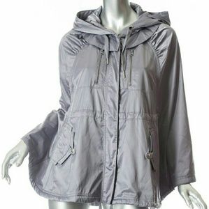 Rare Lululemon rain poncho