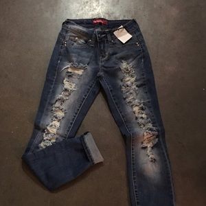 distressed YMI wannaBetterButt jeans SIZE 1
