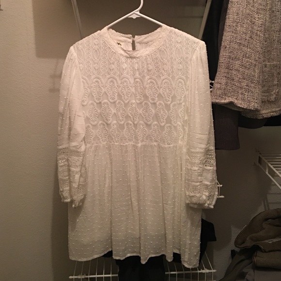 Anthropologie one September Meda Lace Top