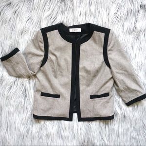 Wrinkle-free Chic Blazer