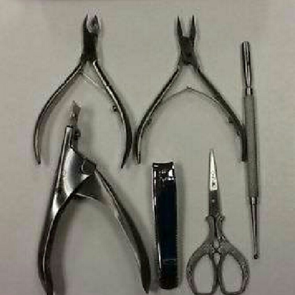 CND Nail Professional Manicure Kit
