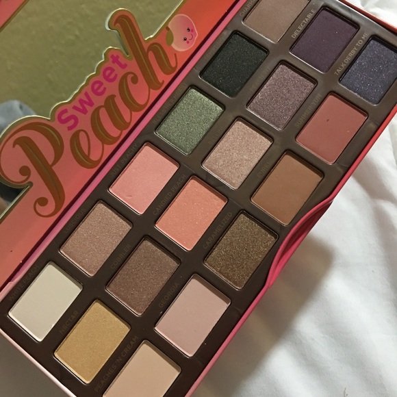 Too Faced Sweet Peach Palette