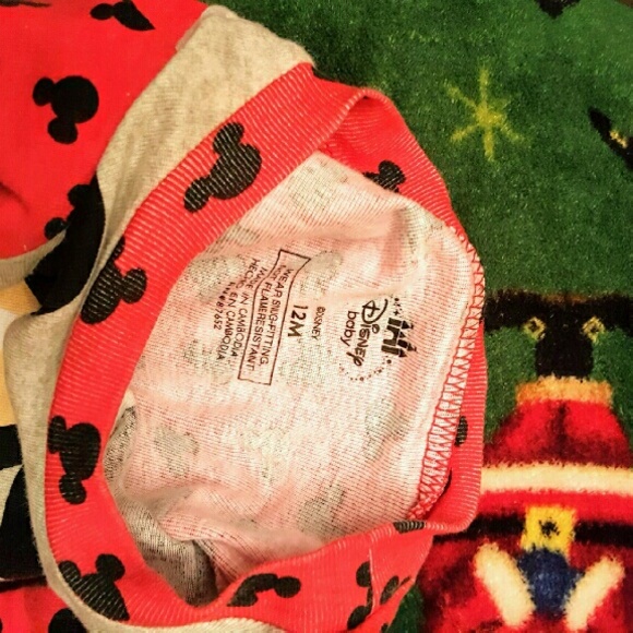 Mickey mouse pj's - Picture 3 of 4